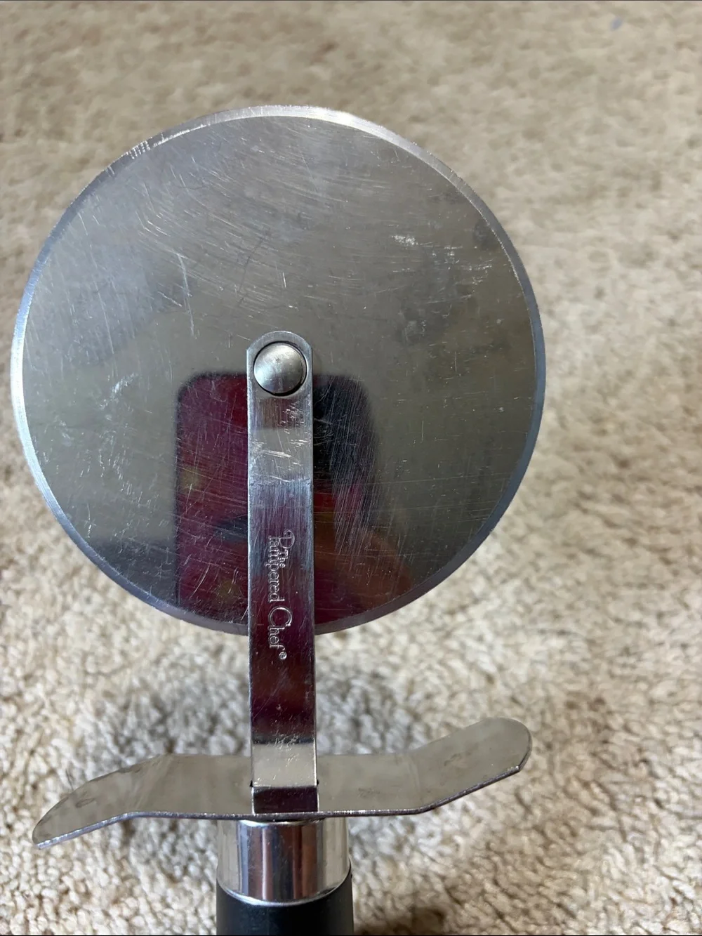 Pampered Chef pizza cutter.